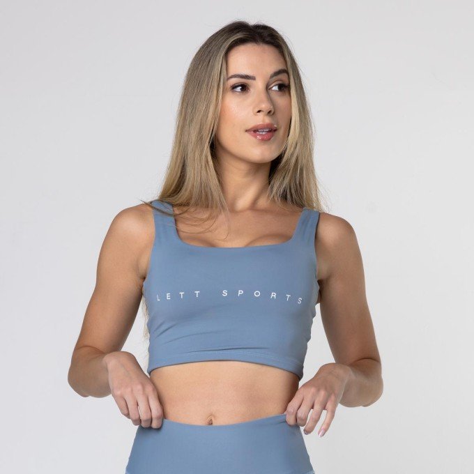 TOP SUNDAY WIND BLUE