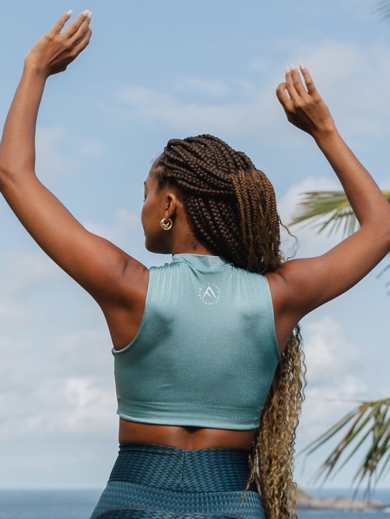 Top azul mirante collar